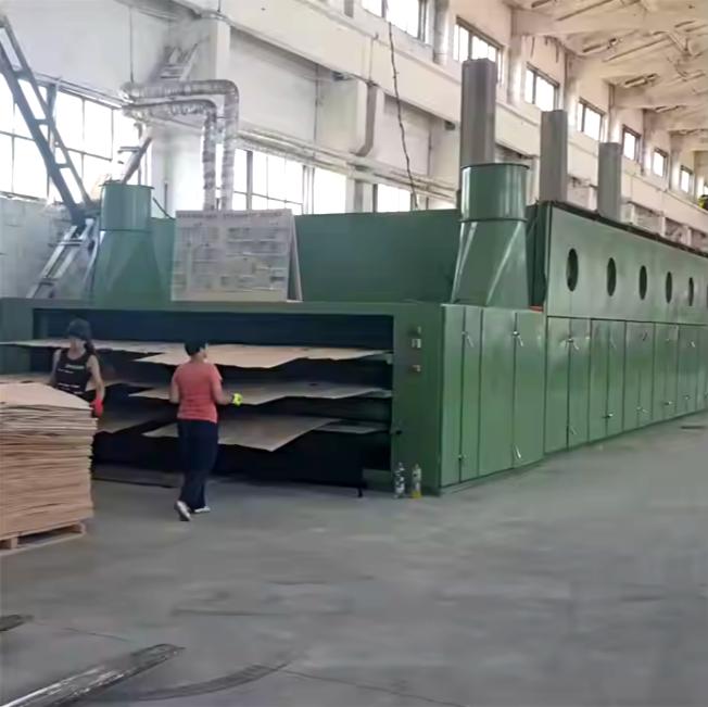 Which manufacturer has a double-layer drum type wood core veneer dryer