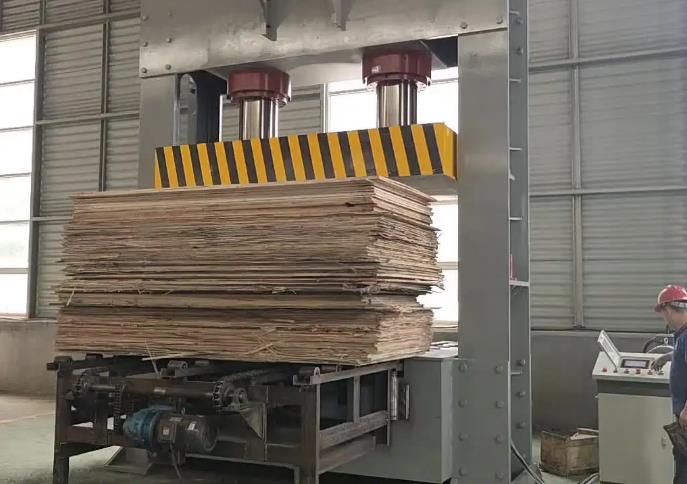 Which is better hot press or cold press plywood laminate