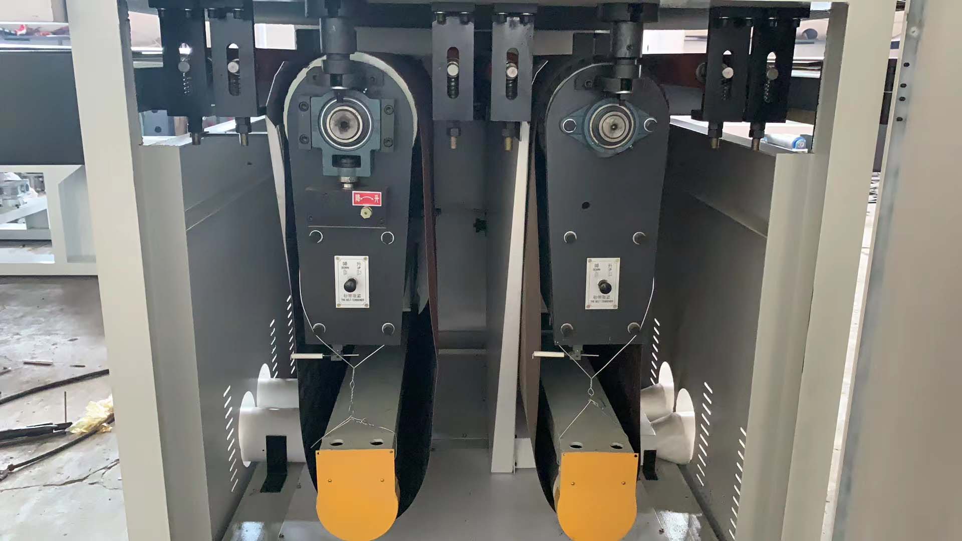 How to choose a suitable sanding machine to improve the surface quality of plywood