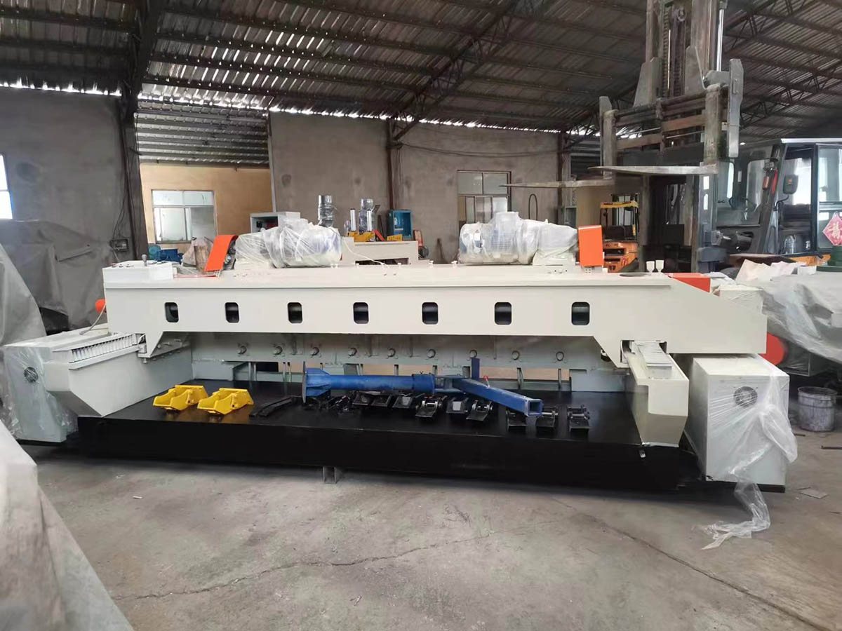 What are the manufacturers of plywood machines in China